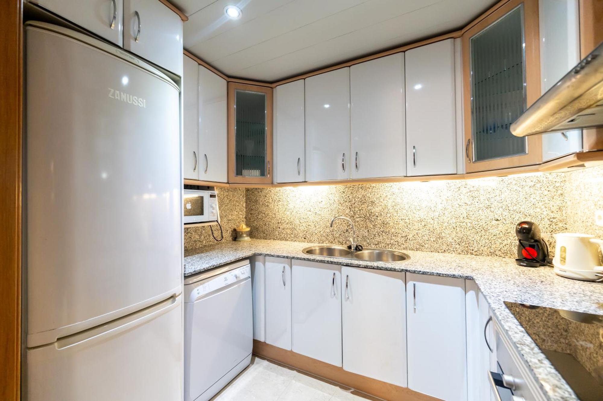 شقة Comfy Downtown + Private Terrace برشلونة المظهر الخارجي الصورة