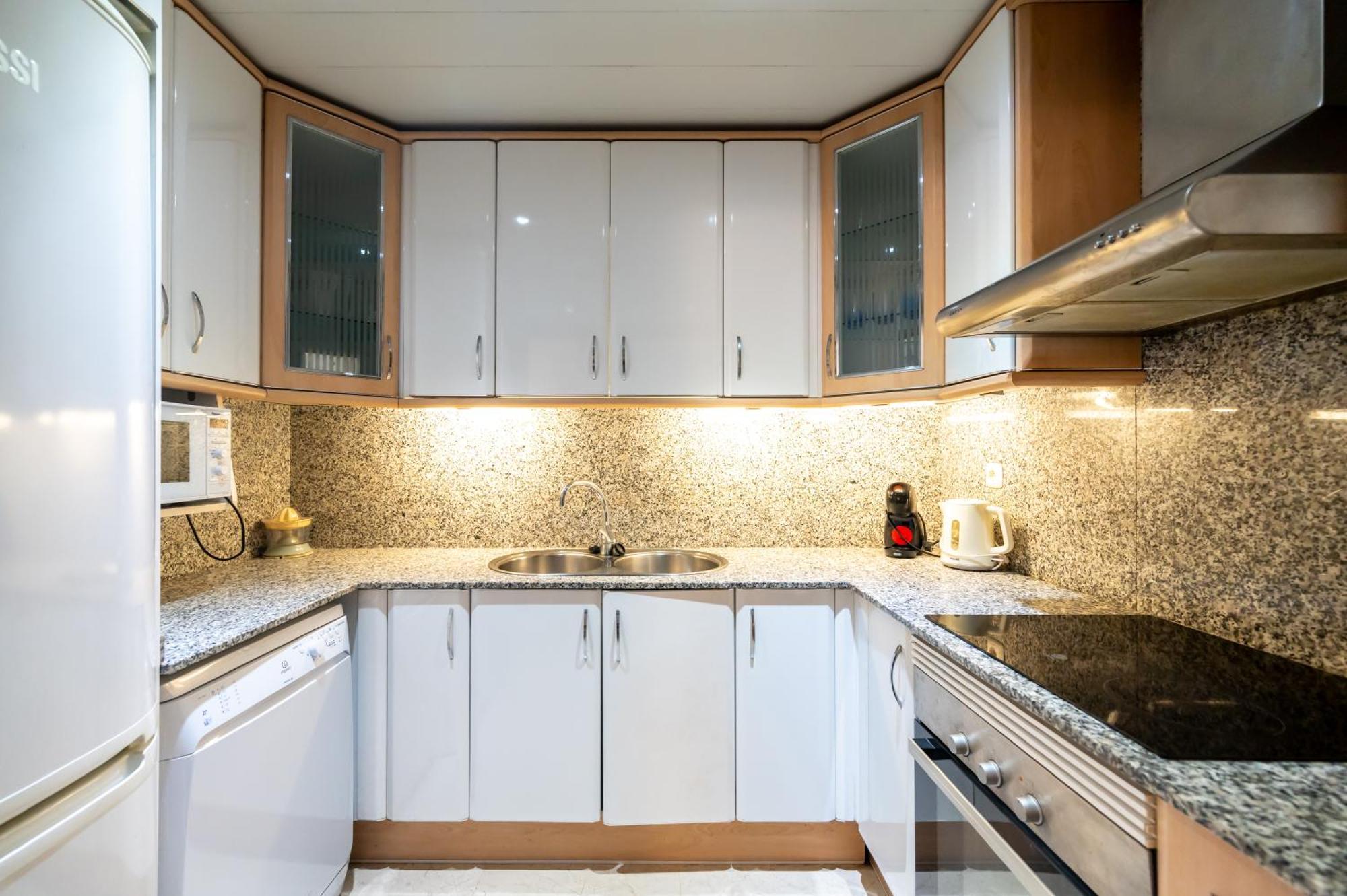 شقة Comfy Downtown + Private Terrace برشلونة المظهر الخارجي الصورة