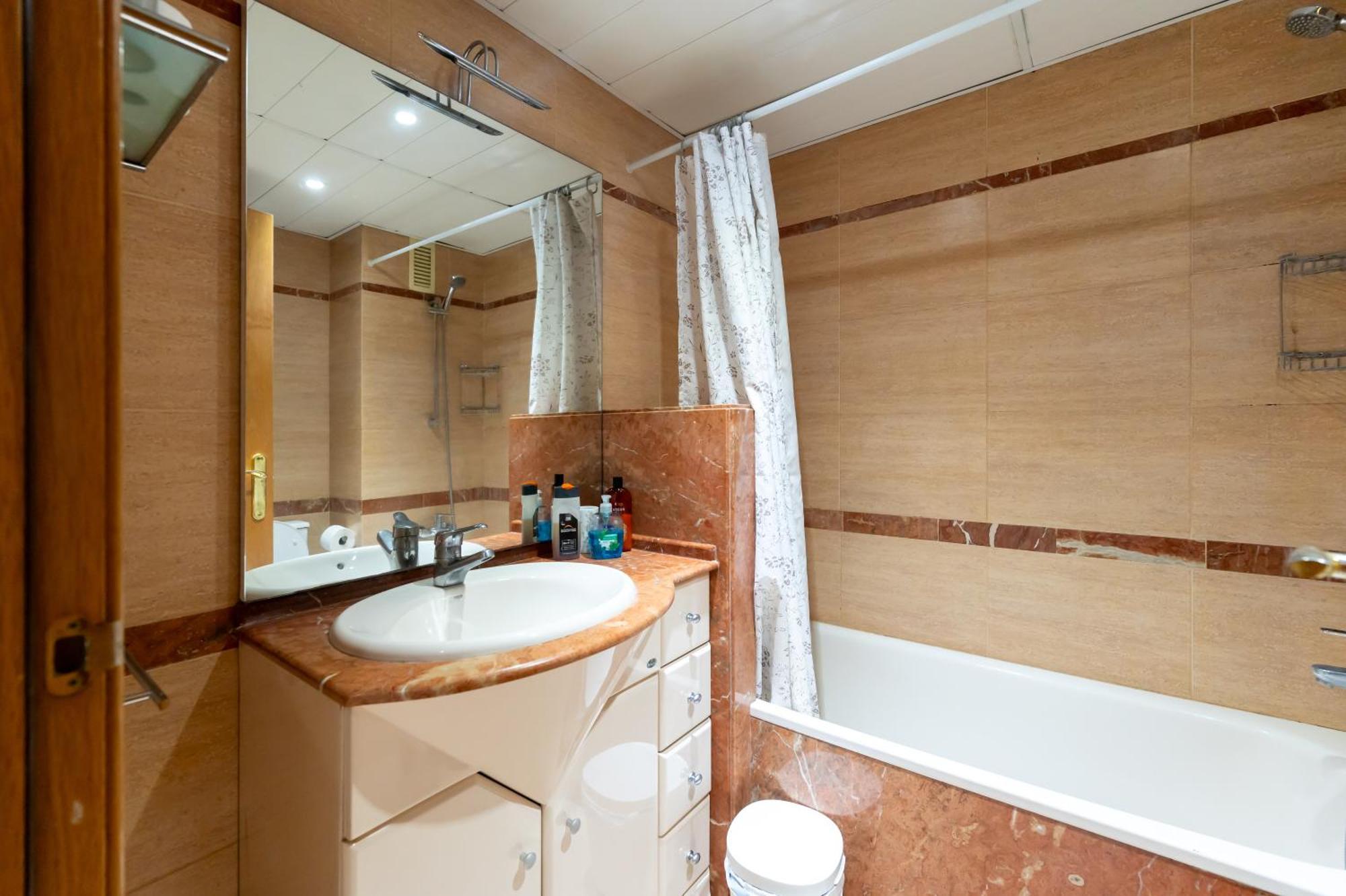 شقة Comfy Downtown + Private Terrace برشلونة المظهر الخارجي الصورة